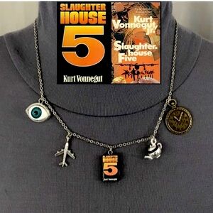 Slaughterhouse 5 Kurt Vonnegut Handmade Literature Necklace, Book Cover, Eye